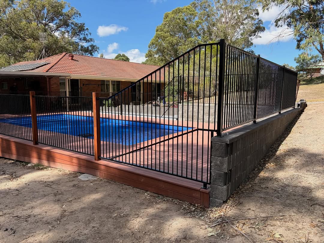 Custom pool fence fabrication and installation